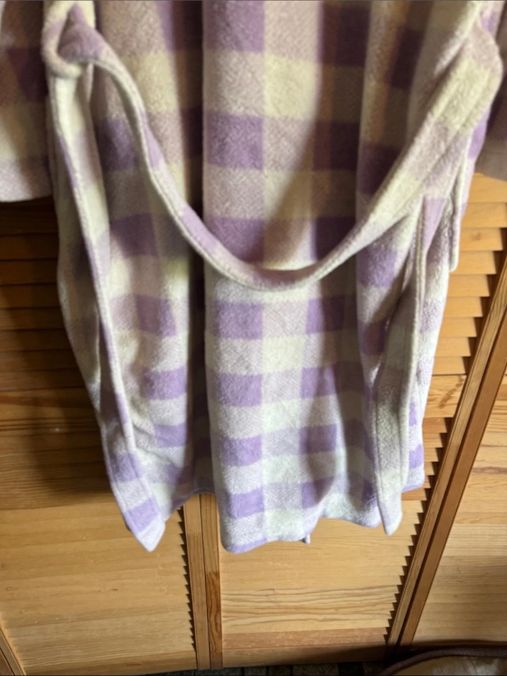 PINK Victoria's Secret Lavender and Cream Check Plush Bathrobe